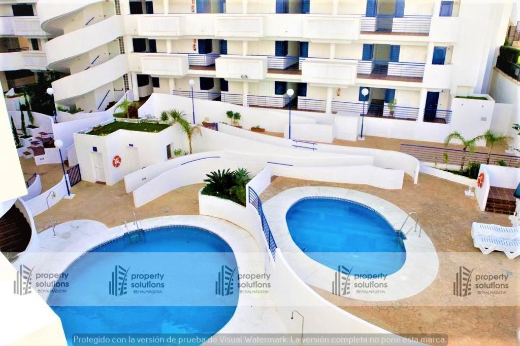 Los Patos I Apartamentos - Segunda Linea De Playa - Parking Gratis - Piscina Бенальмадена Екстер'єр фото